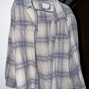 American Eagle Outfitters Plaid Button-Down Shirt